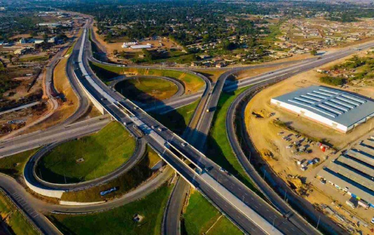 Trabablas interchange infrastructure project by Fossil Contracting